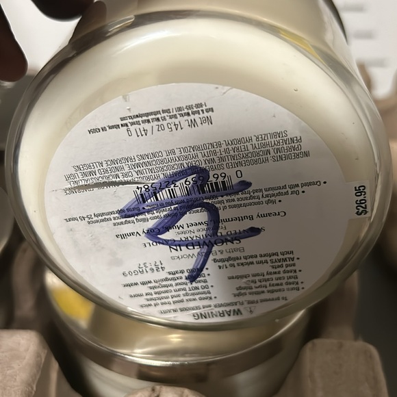 Recalled forbidden Bath & Body Works “Snowed In” 3 wick candles. *Per candle* - Picture 7 of 11